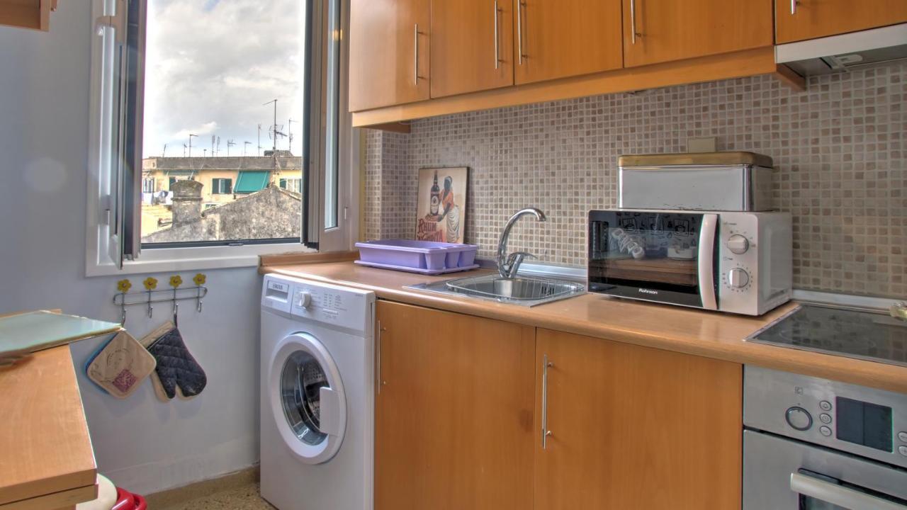 Heart-Warming Eleni Apartment In Corfu Town 외부 사진