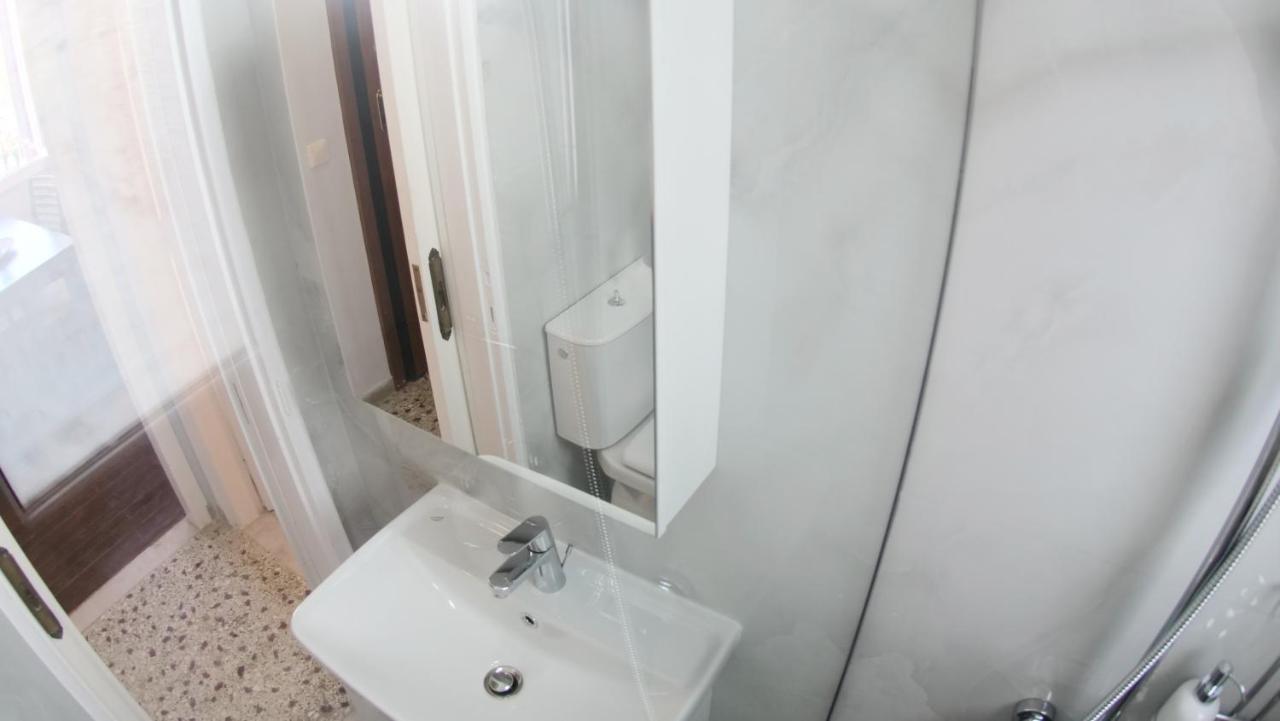 Heart-Warming Eleni Apartment In Corfu Town 외부 사진