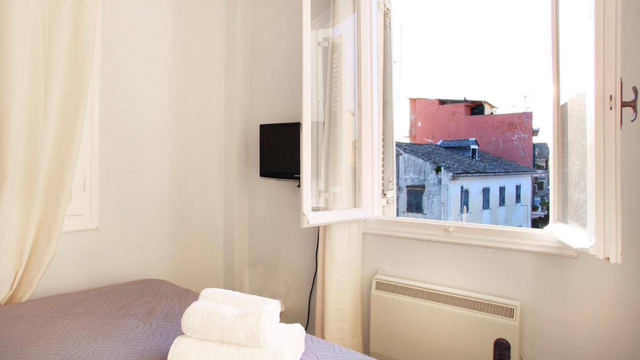 Heart-Warming Eleni Apartment In Corfu Town 외부 사진
